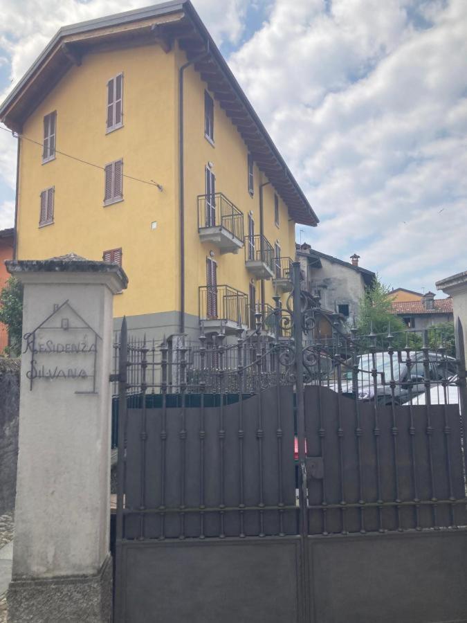 Residenza Silvana Apt A Cielo On The Ground Floor With Parking Βερμπάνια Εξωτερικό φωτογραφία
